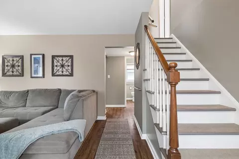 Entry Way - 4216 149th St, Midlothian, IL 60445 photo 1 of 2