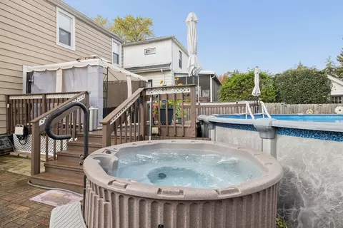 Exterior - 4216 149th St, Midlothian, IL 60445 photo 4 of 10