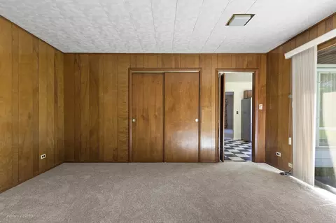 Bedroom - 1680 Pierce Rd, Hoffman Estates, IL 60169 photo 1 of 7