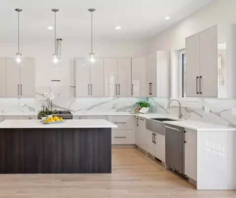 967 E 62nd St #2, Chicago, IL 60637 photo 6