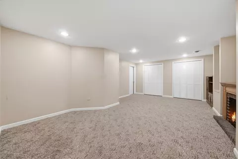 Other - 943 E Gartner Rd, Naperville, IL 60540 photo 6 of 7