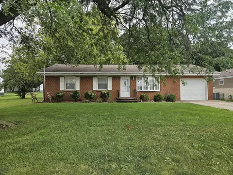 1211 E Indiana Ave, Pontiac, IL 61764