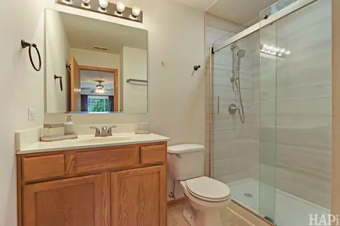 Bath - 2136 Concord Dr #0, Mchenry, IL 60050 photo 1 of 2