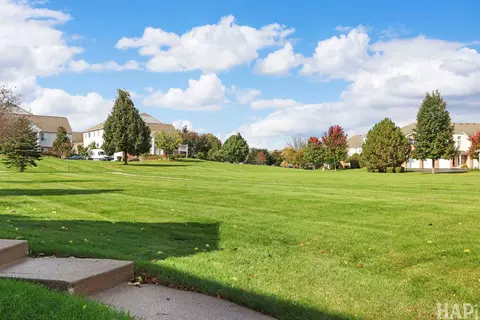 Exterior - 2136 Concord Dr #0, Mchenry, IL 60050 photo 5 of 6
