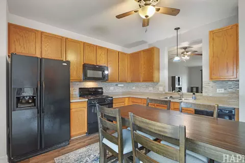 Kitchen - 2136 Concord Dr #0, Mchenry, IL 60050 photo 2 of 2