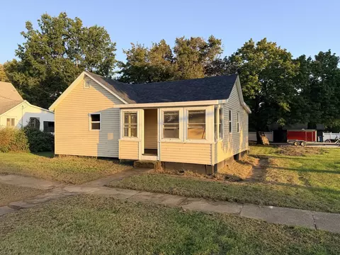 105 N North St, Bureau, IL 61315