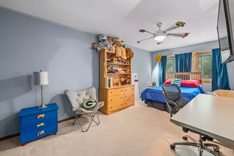 Bedroom - 2917 Pleasant Dr, Mchenry, IL 60051 photo 5 of 6