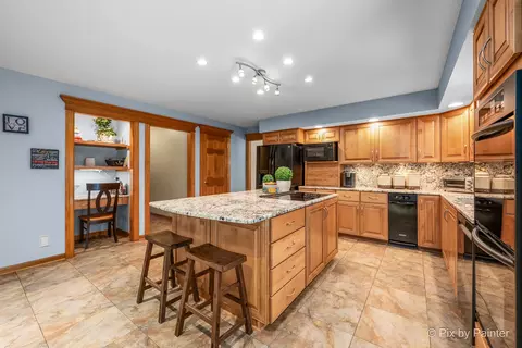 Kitchen - 2917 Pleasant Dr, Mchenry, IL 60051 photo 3 of 3