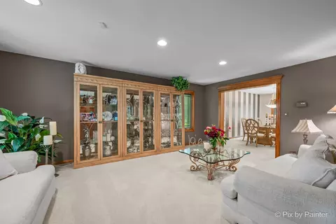 Living - 2917 Pleasant Dr, Mchenry, IL 60051 photo 5 of 8