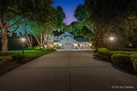 Exterior - 2917 Pleasant Dr, Mchenry, IL 60051 photo 9 of 9