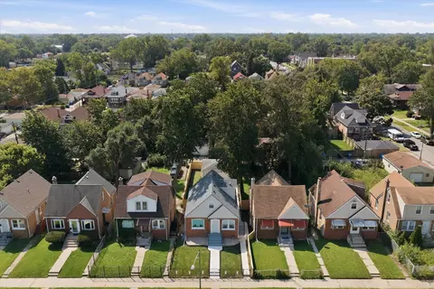 View/Area - 433 W 100th St, Chicago, IL 60628 photo 2 of 2