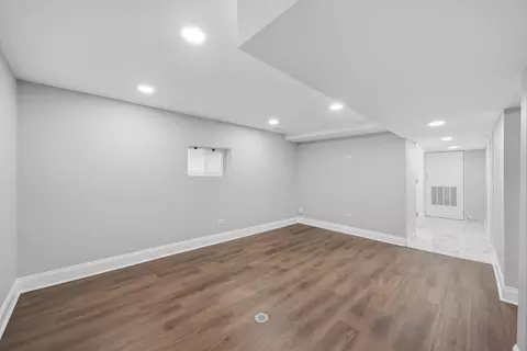 Living - 433 W 100th St, Chicago, IL 60628 photo 2 of 3