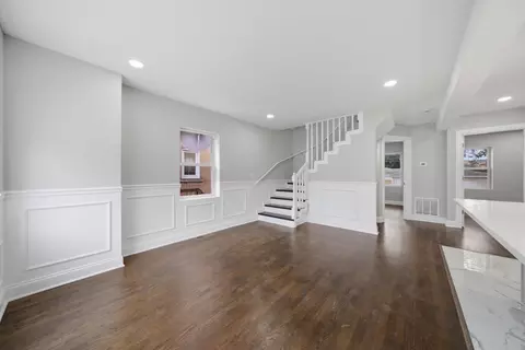 Living - 433 W 100th St, Chicago, IL 60628 photo 3 of 3