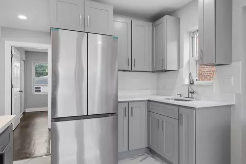 Kitchen - 433 W 100th St, Chicago, IL 60628 photo 7 of 7