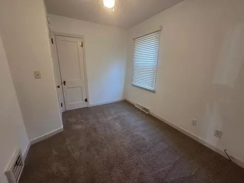 Bedroom - 1410 E 14th St, Sterling, IL 61081 photo 3 of 3
