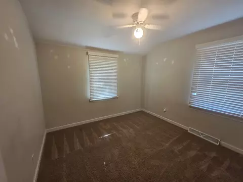Bedroom - 1410 E 14th St, Sterling, IL 61081 photo 2 of 3
