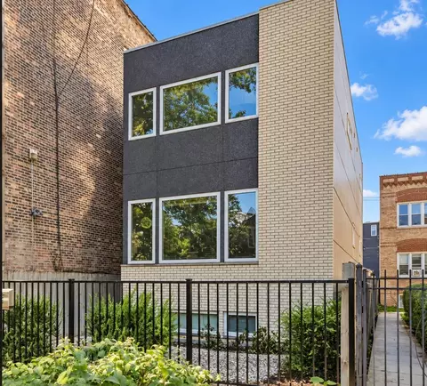 914 N Richmond St, Chicago, IL 60622