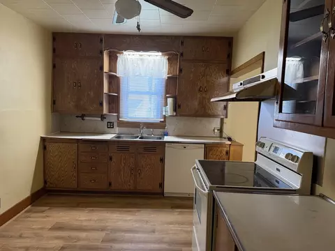 Kitchen - 206 E Clark St, Princeton, IL 61356 photo 1 of 3