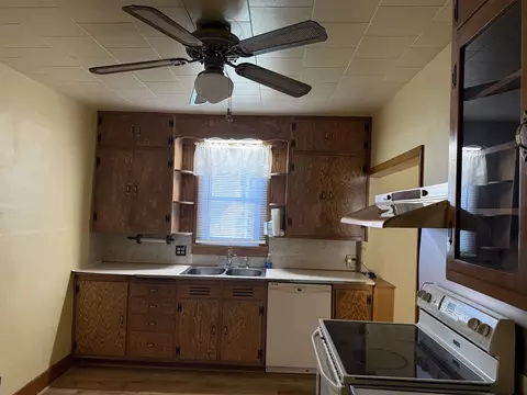 Kitchen - 206 E Clark St, Princeton, IL 61356 photo 2 of 3