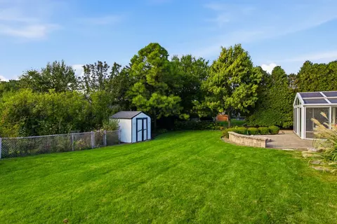 Exterior - 770 S Stuart Ave, Elmhurst, IL 60126 photo 5 of 5