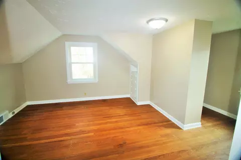 Bedroom - 3530 19th Ave, Moline, IL 61265 photo 6 of 7