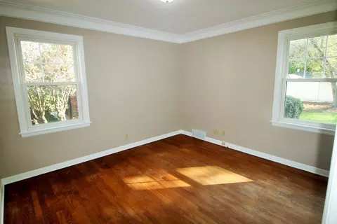 Bedroom - 3530 19th Ave, Moline, IL 61265 photo 3 of 7