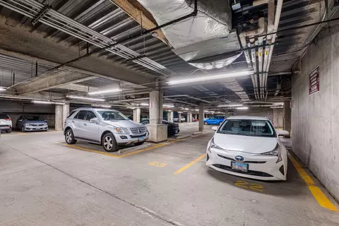 Exterior - 8 E Randolph St #1605, Chicago, IL 60601 photo 3 of 3