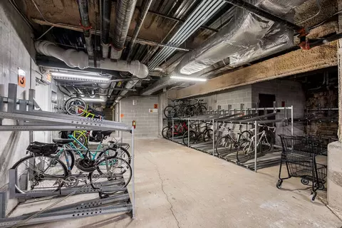 Exterior - 8 E Randolph St #1605, Chicago, IL 60601 photo 2 of 3
