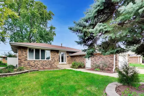 54 E 163rd St, South Holland, IL 60473