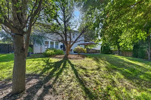 Exterior - 611 Walnut Ave, Maple Park, IL 60151 photo 5 of 5