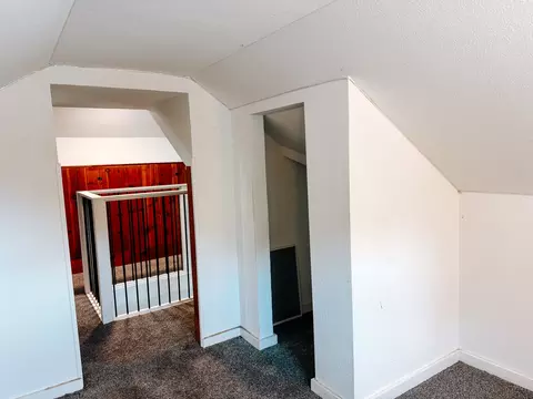 Entry Way - 445 N 5th St, Sheldon, IL 60966 photo 1 of 3