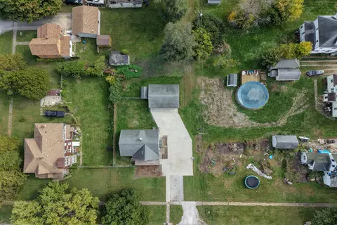 View/Area - 445 N 5th St, Sheldon, IL 60966 photo 2 of 2