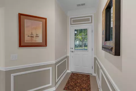 Entry Way - 2771 Beacon Point Cir, Elgin, IL 60124 photo 1 of 2
