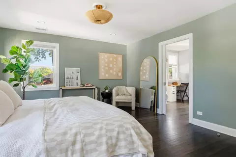 Bedroom - 1503 Monroe Ave, River Forest, IL 60305 photo 1 of 6
