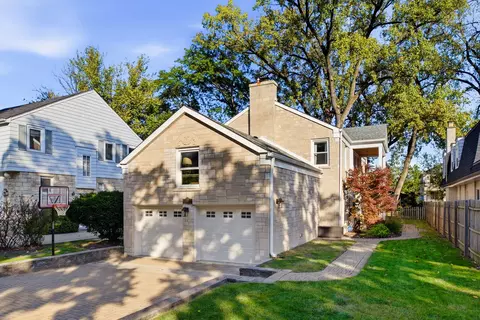 Exterior - 1503 Monroe Ave, River Forest, IL 60305 photo 2 of 4