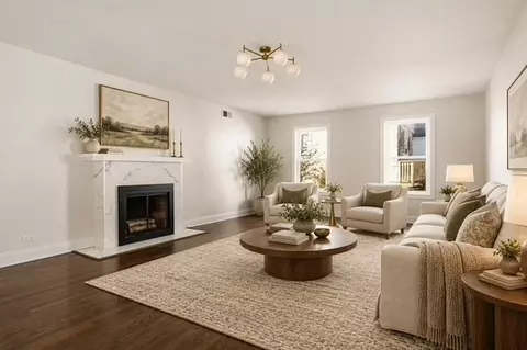 Living - 1503 Monroe Ave, River Forest, IL 60305 photo 1 of 4