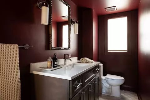Bath - 1503 Monroe Ave, River Forest, IL 60305 photo 1 of 6