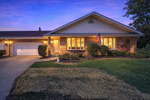 17108 Kamp Ct #1, Tinley Park, IL 60487