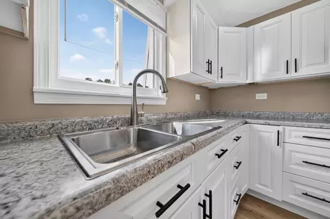 Kitchen - 17089 Crane Ave, Hazel Crest, IL 60429 photo 3 of 6