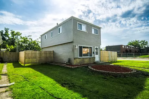 Exterior - 17089 Crane Ave, Hazel Crest, IL 60429 photo 2 of 7