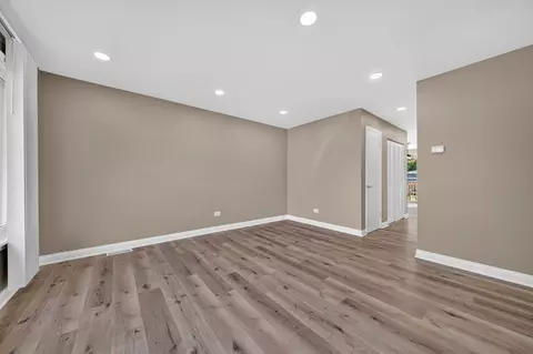 Living - 17089 Crane Ave, Hazel Crest, IL 60429 photo 1 of 3
