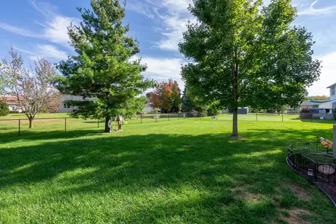 Exterior - 17 Dexter Blvd, Park View, IA 52748 photo 8 of 9