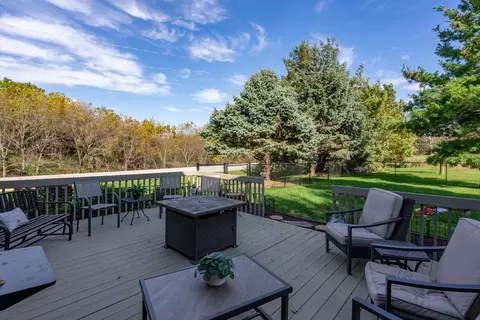 Exterior - 17 Dexter Blvd, Park View, IA 52748 photo 5 of 9