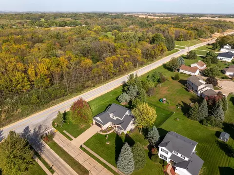 View/Area - 17 Dexter Blvd, Park View, IA 52748 photo 2 of 9