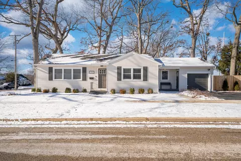 1700 N Linden Ave, Waukegan, IL 60085