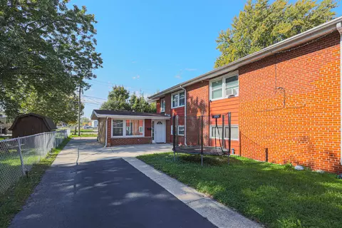 Exterior - 3046 S 24th Ave #2, Broadview, IL 60155 photo 2 of 6