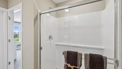 Bath - 13511 S Arroyo Ln, Plainfield, IL 60544 photo 2 of 4