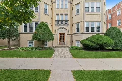 6436 N Damen Ave #3N, Chicago, IL 60645