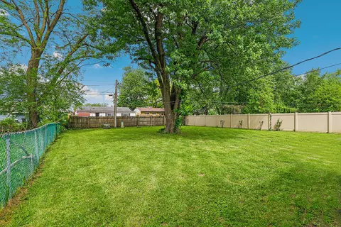 Exterior - 16432 Sawyer Ave, Markham, IL 60428 photo 4 of 5