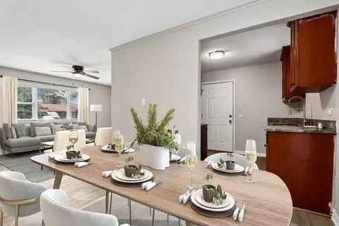 Dining - 16432 Sawyer Ave, Markham, IL 60428 photo 2 of 2